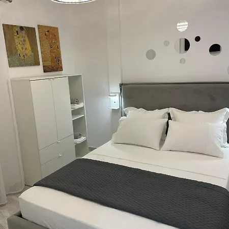Flowery Penthouse In Centre Of Apartament