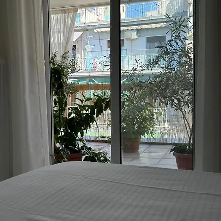 Flowery Penthouse In Centre Of * Saloniki